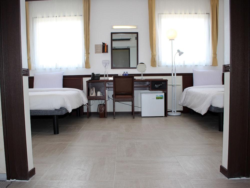 Toyoko Inn Себу Экстерьер фото